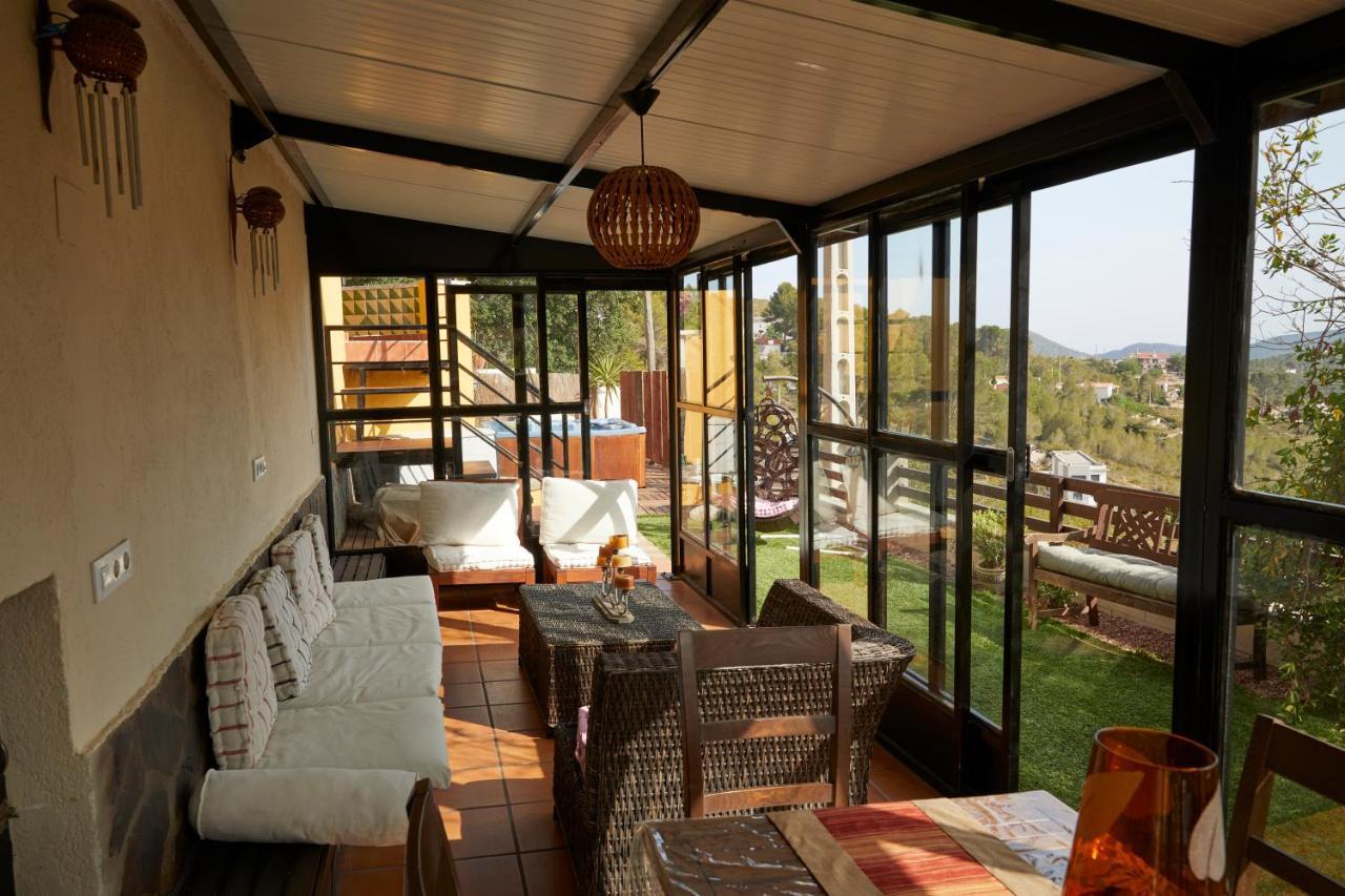 Amazing Vila Close To Sitges, Jacuzzi, Swimming Pool & Exellent Views Olivella Bagian luar foto