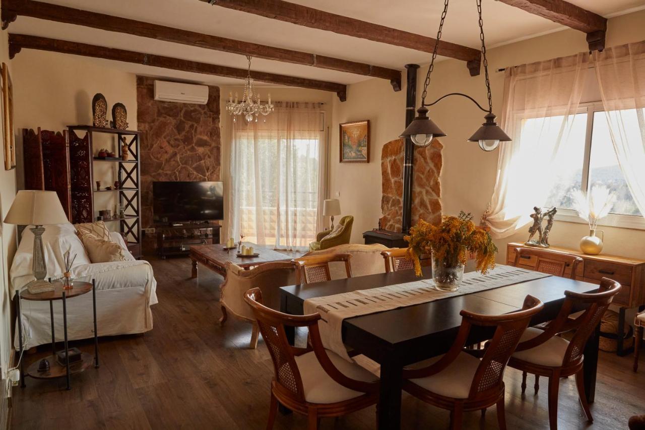 Amazing Vila Close To Sitges, Jacuzzi, Swimming Pool & Exellent Views Olivella Bagian luar foto