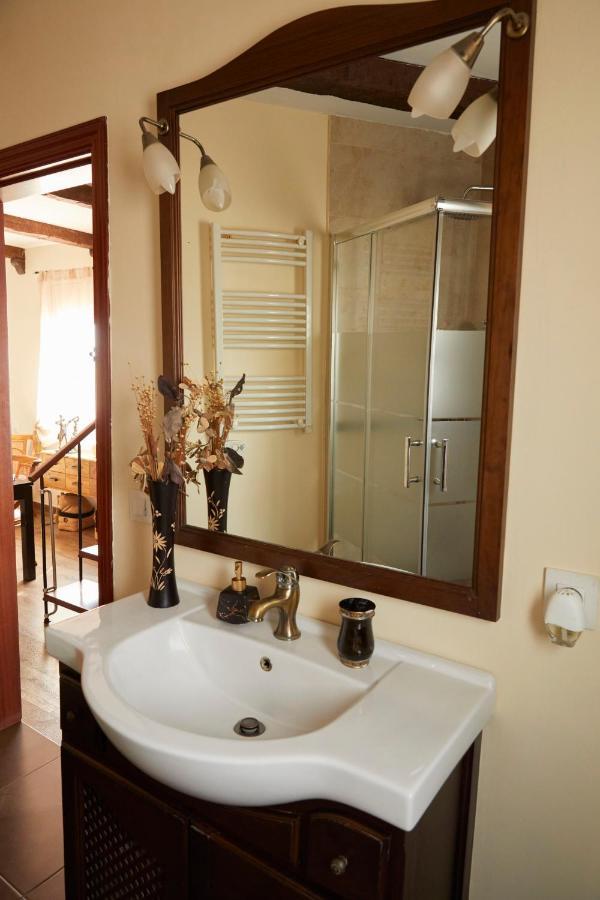 Amazing Vila Close To Sitges, Jacuzzi, Swimming Pool & Exellent Views Olivella Bagian luar foto